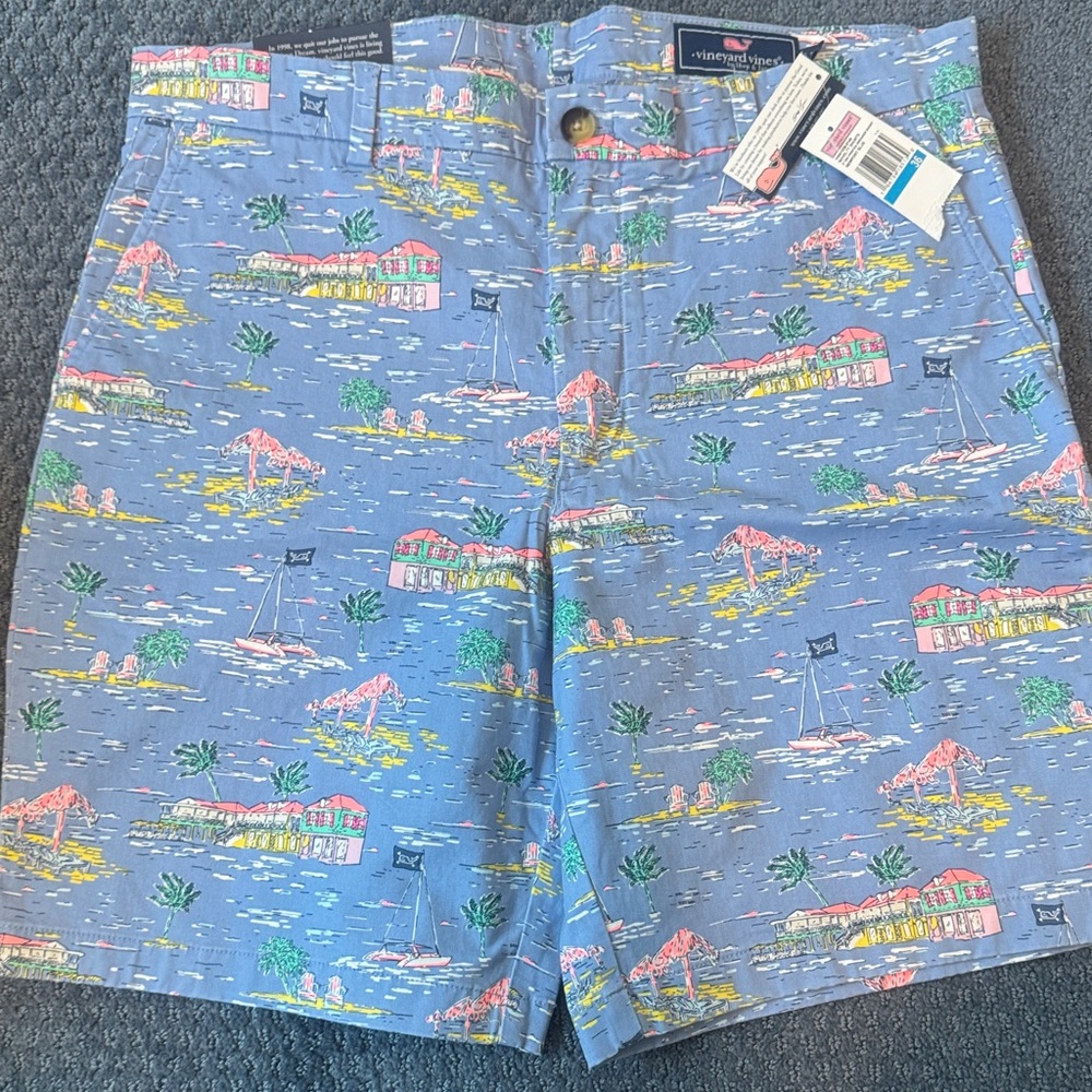 Vineyard Vines Blue Island Print Shorts NWT